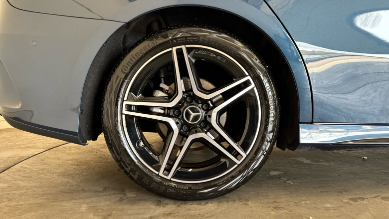 Mercedes-Benz A-Class A180 AMG Line Premium Plus Edition 4dr Auto Petrol Saloon